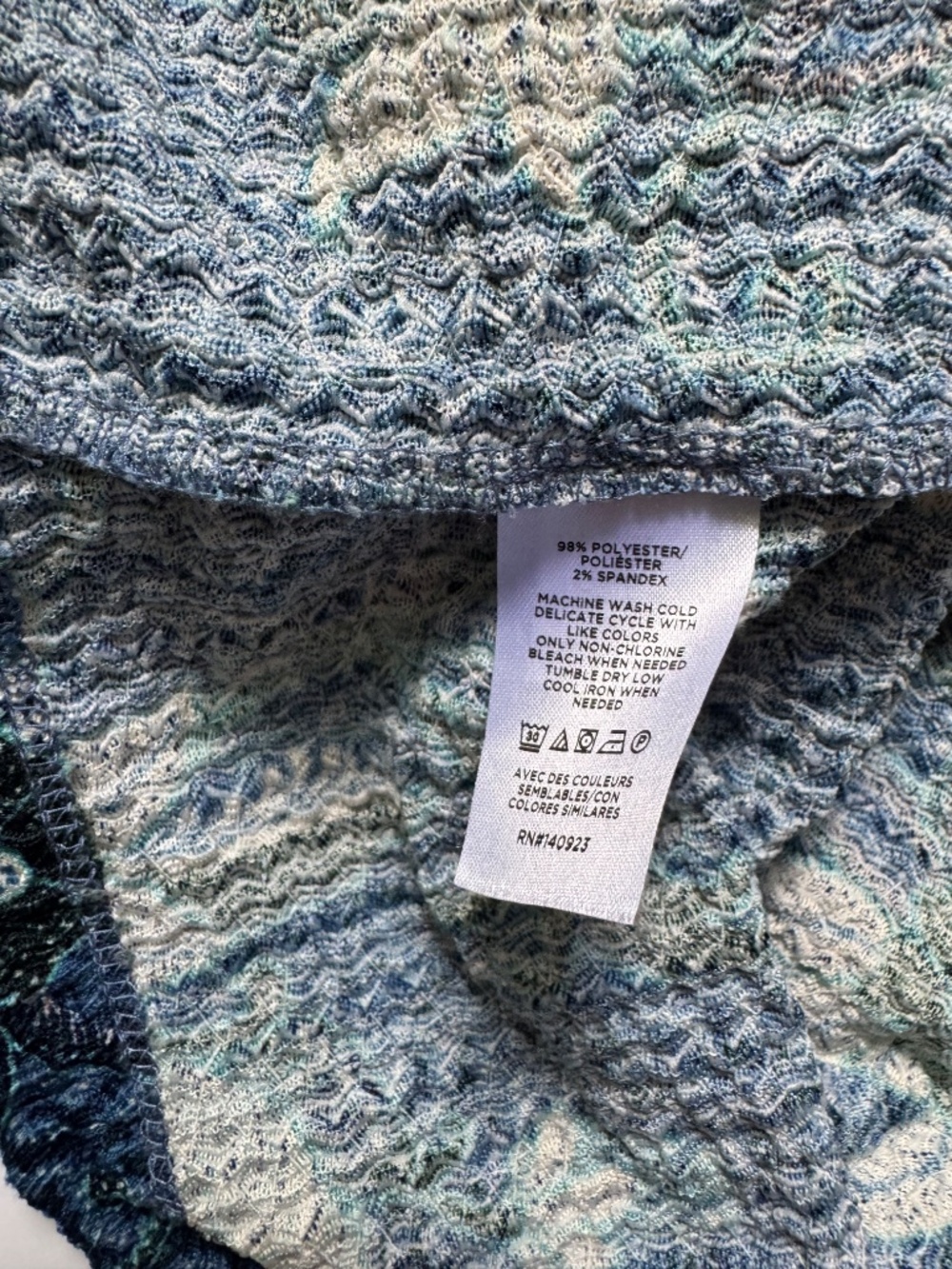 LOFT Blue Floral Puff Sleeve Textured Blouse Size Large - Picture 5 of 5